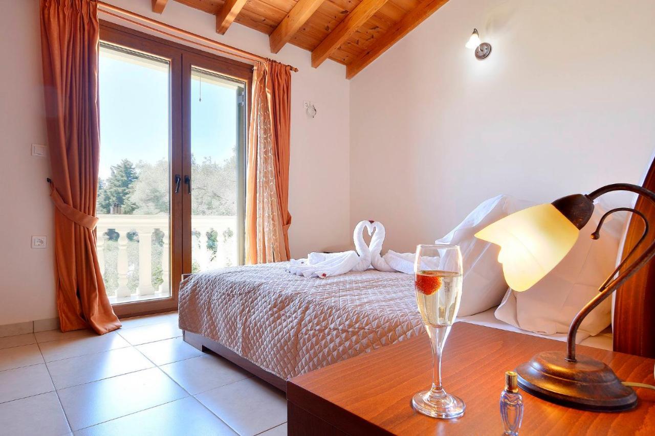 La Casa Del Sole Villa Halikounas ภายนอก รูปภาพ